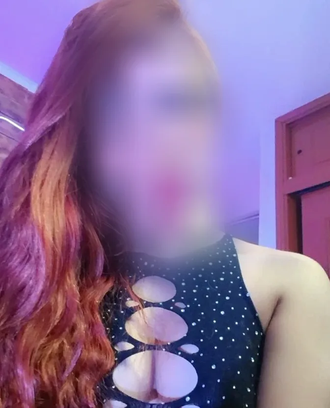 Annika, 23