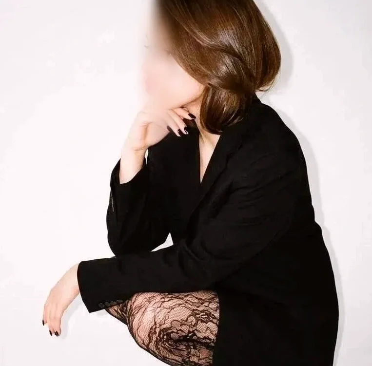 Manuela, 19